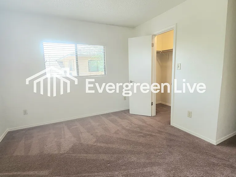 2144 Tesuque Ct — Photo 25