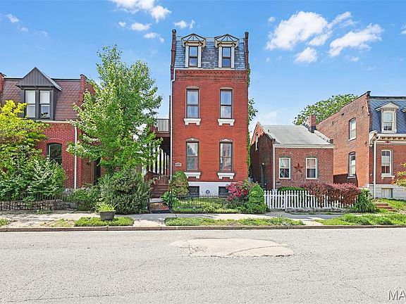 2nd image of 2825 McNair Ave