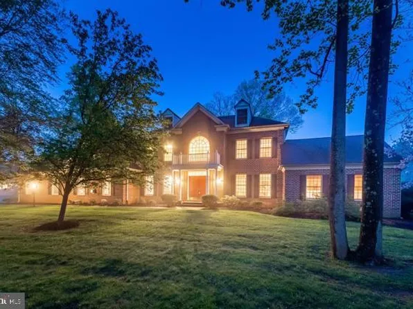 1652 Bullock Cir, Owings Mills, MD 21117