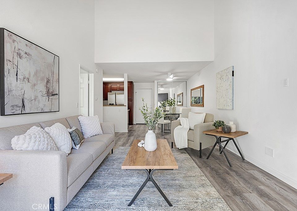 1st image of 21500 Burbank Blvd APT 316