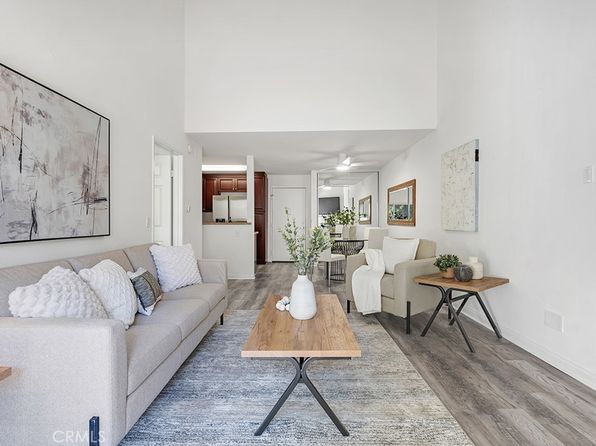 21500 Burbank Blvd APT 316, Woodland Hills, CA 91367