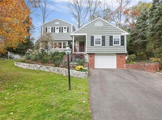 74 Malvern Rd, Stamford, CT 06905
