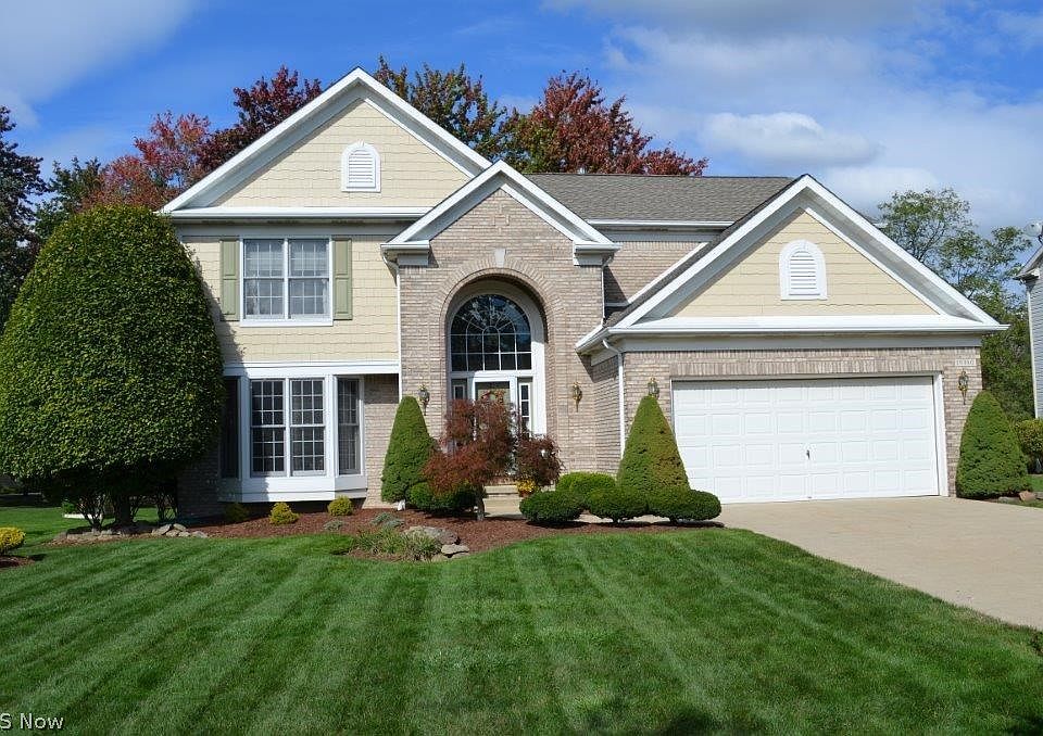 1st image of 19380 Blue Spruce Dr