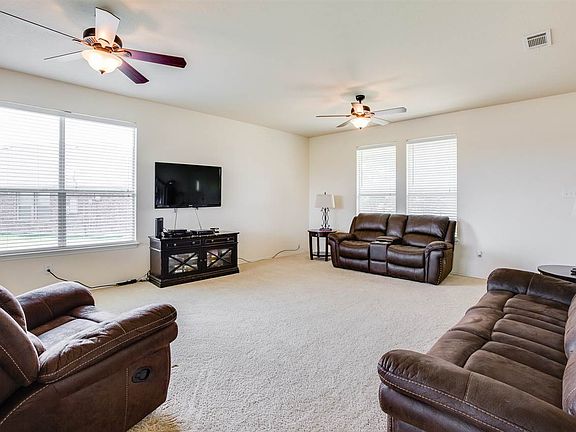 4th image of 6405 Serena Ln