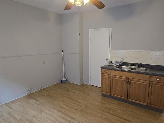 5th image of 69 Shanley St