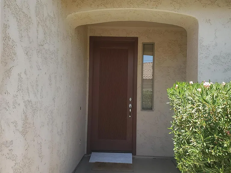 2430 E Darrel Rd — Photo 4
