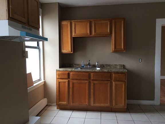 5th image of 756 Park St #3E