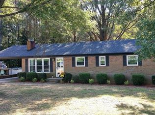 405 Barfield Rd, Mooresville, NC 28115