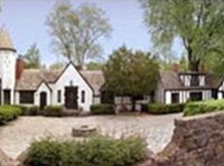 415 Pasadena Drive Ext, Pittsburgh, PA 15215