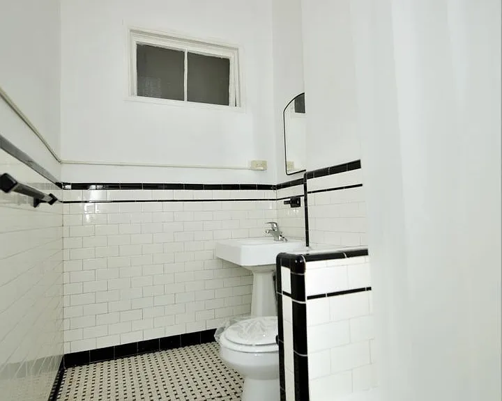 2125 Saint Paul St — Photo 16