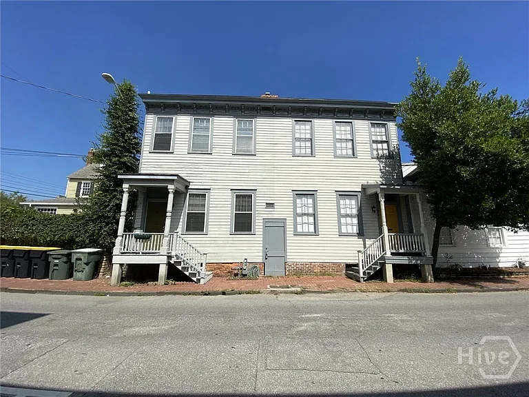 506 E York St — Photo 26