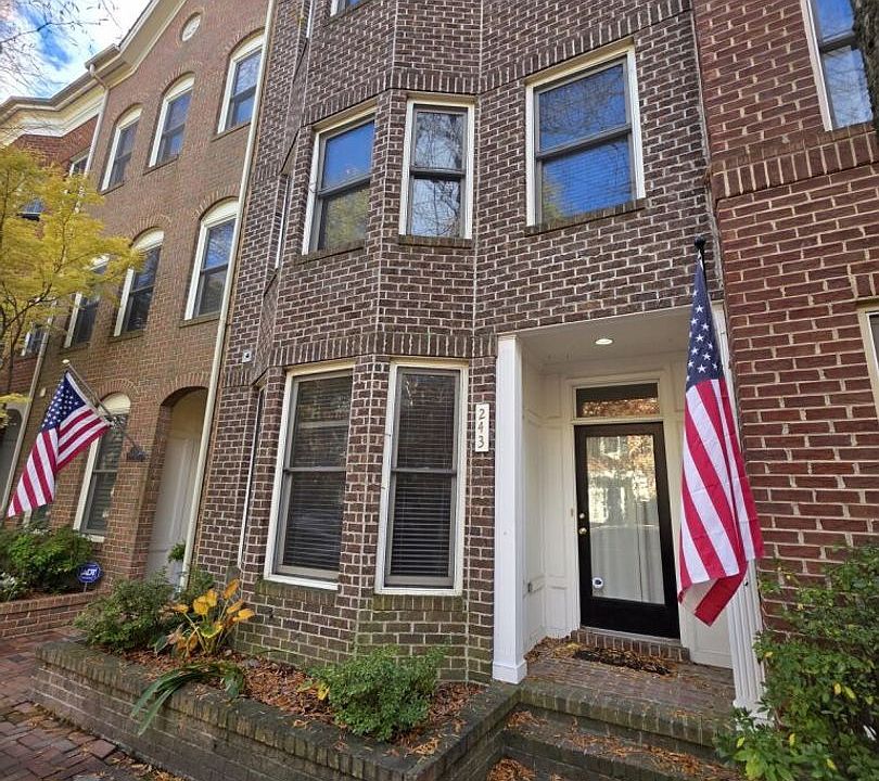 1st image of 243 College Pl