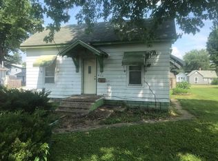 356 Carson St, White Hall, IL 62092