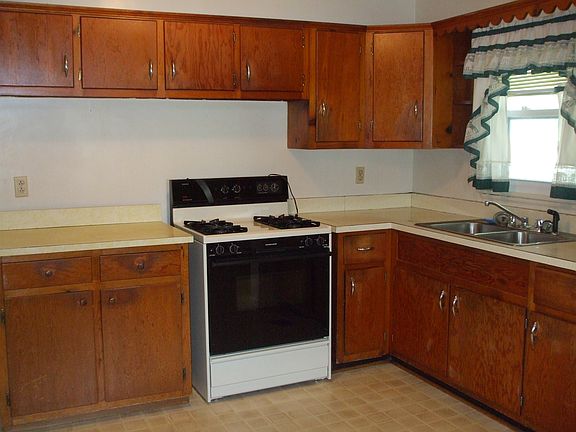 2nd image of 505 Bunche Blvd