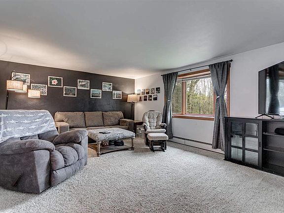 2nd image of 1864 Wildwood Dr