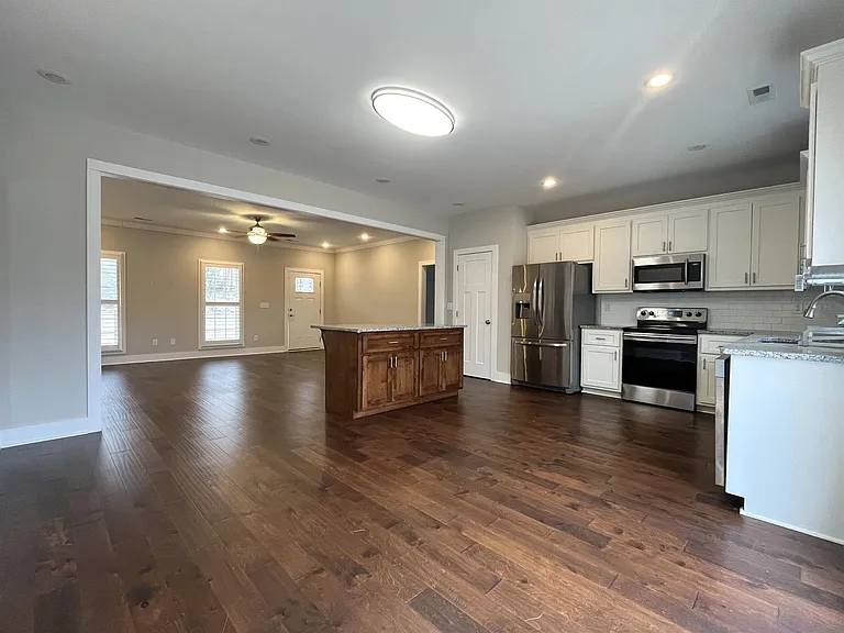 122 Fargo Dr — Photo 3