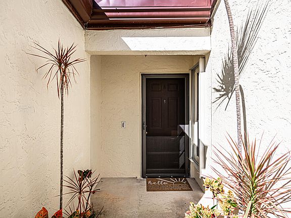 3rd image of 10647 Palm Leaf Drive #A