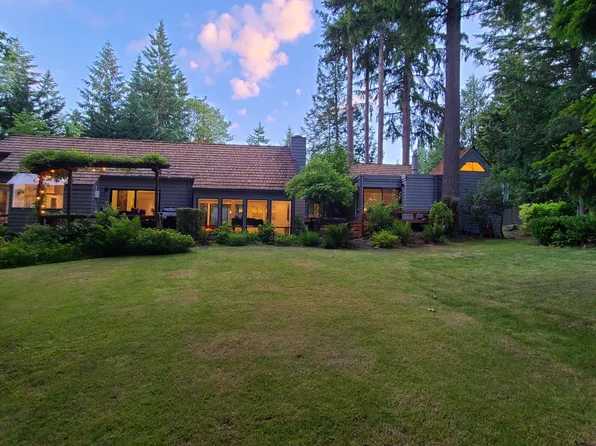 2319 216th Pl NE, Sammamish, WA 98074