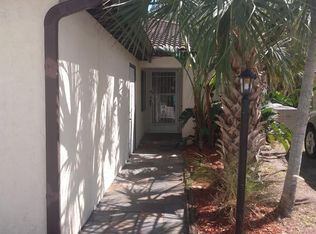 8757 Cocoa Ct, Cape Canaveral, FL 32920