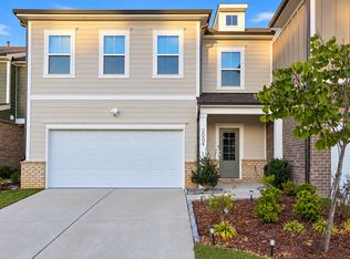 2004 Paris View Dr, Cary, NC 27519
