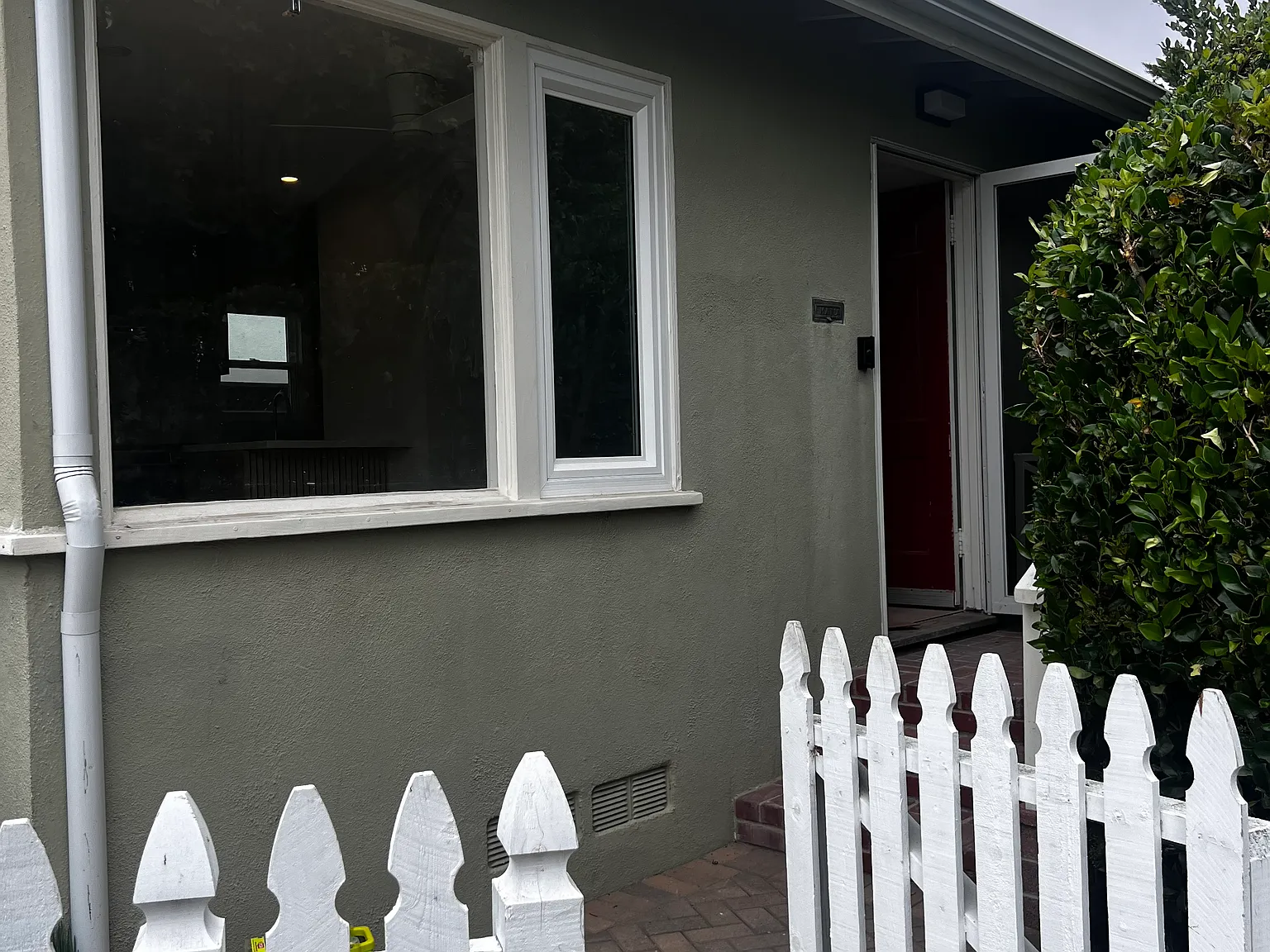 343 Locust St — Photo 4