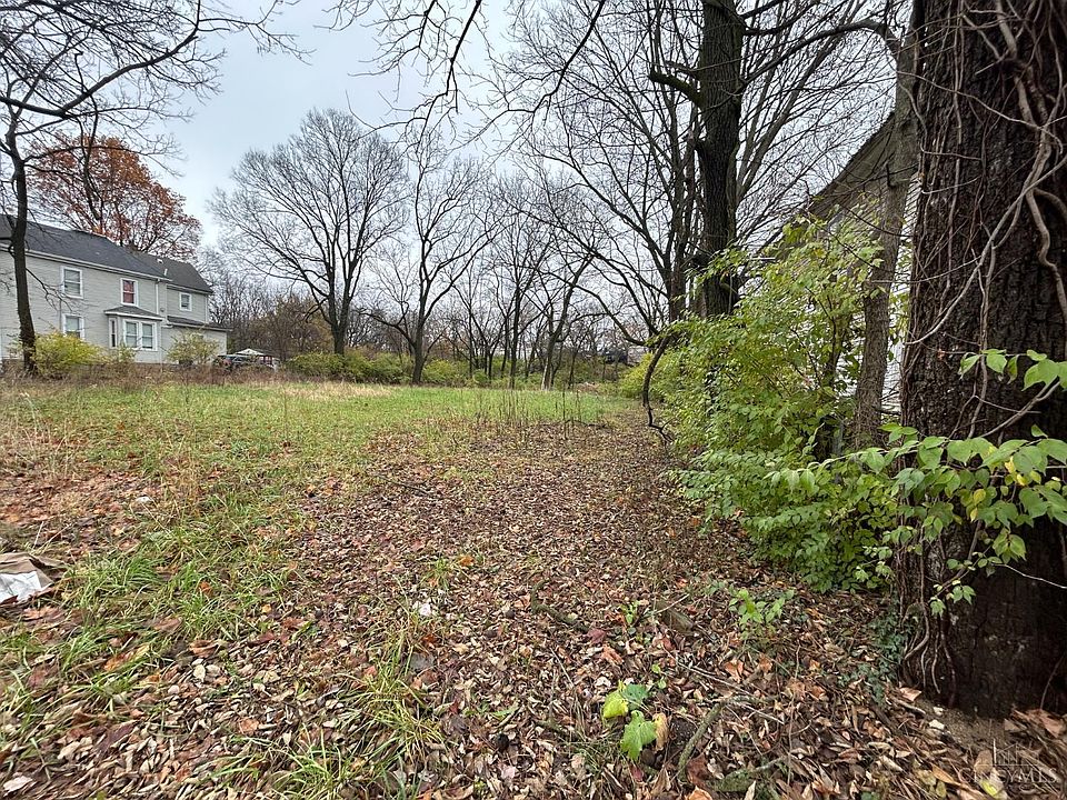 2nd image of 8338 Anthony Wayne Ave