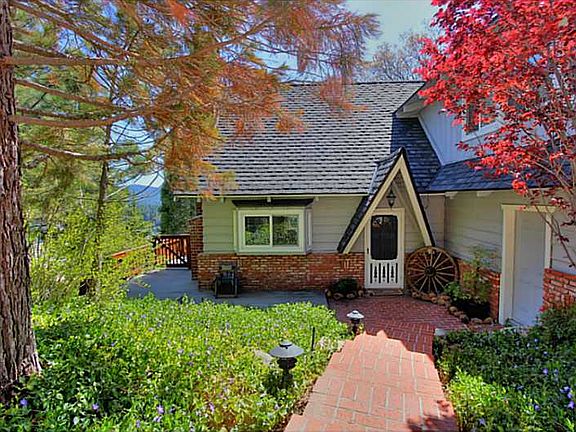 2nd image of 27691 Alpen Dr
