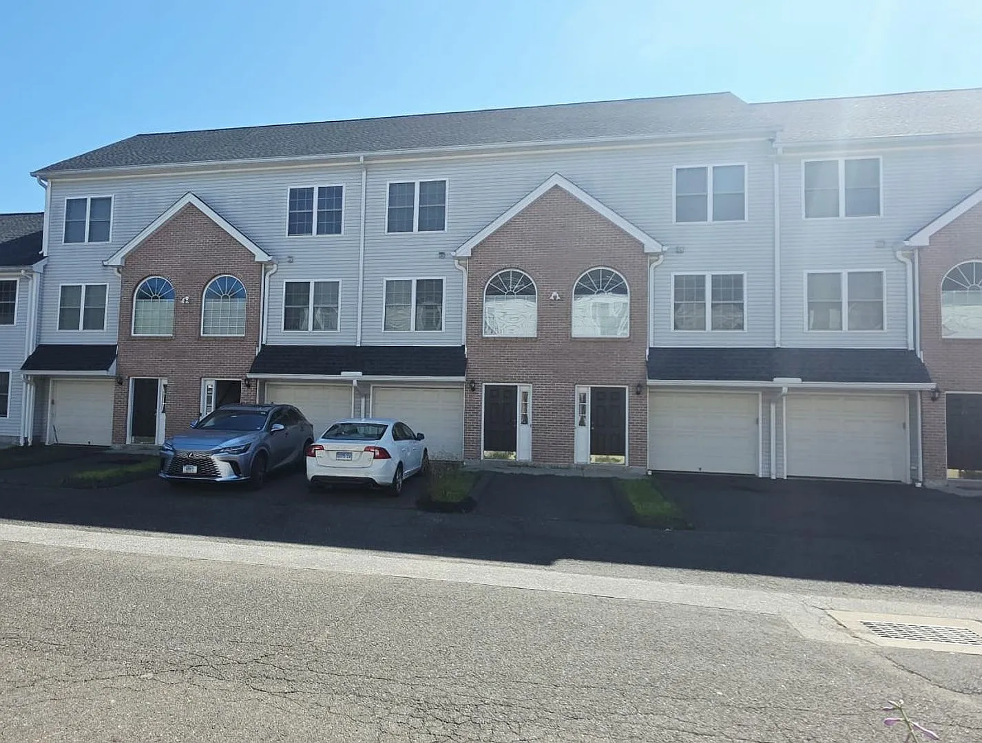Spacious 2BR North End Townhouse w/ Garage & In-Unit Laundry — Photo 1