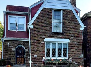 7012 35th St, Berwyn, IL 60402