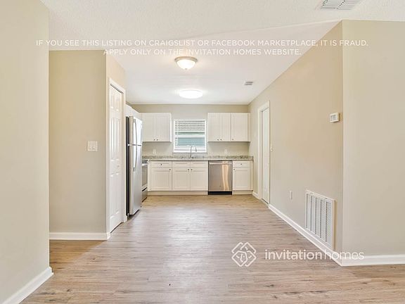 5th image of 223 Churchill Ct