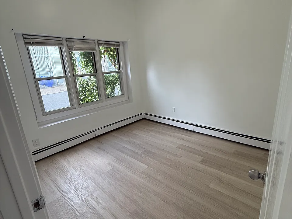 105 Ives St #1