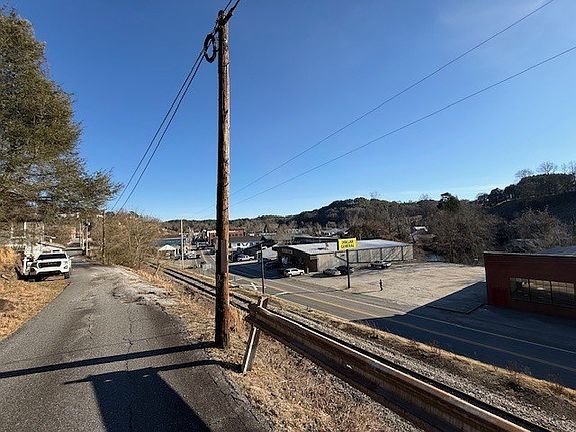 2nd image of 246 Main St