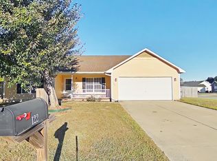 122 Cherokee Dr, Raeford, NC 28376