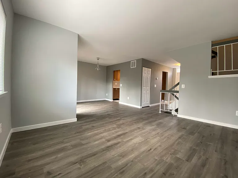 main level living/dining