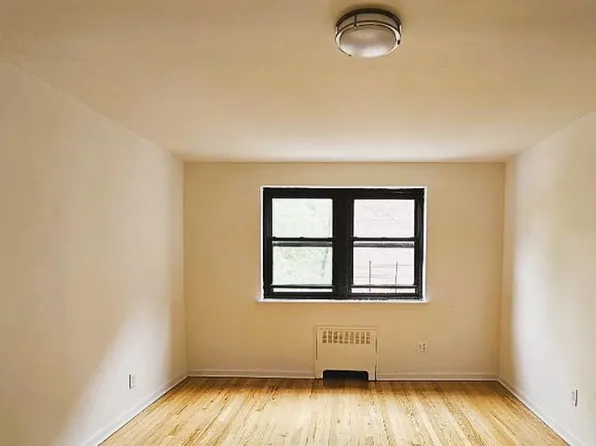 13905 85th Dr APT 5F, Jamaica, NY 11435