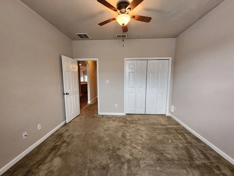 5521 Hampton Woods Way — Photo 8