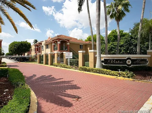 15250 SW 134th Pl #110 Photo 1 15250 SW 134th Pl #110 Photo 1