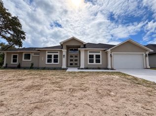 104 Oakmont Dr, Rockport, TX 78382