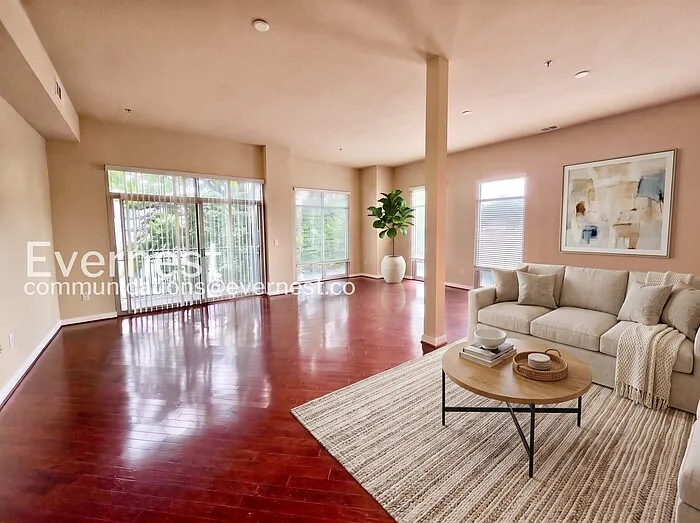711 Cosmopolitan Dr #129 — Photo 7