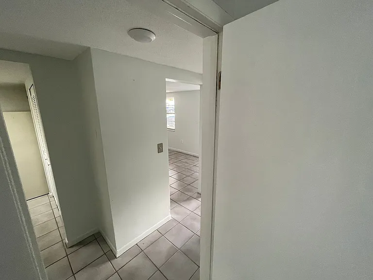 7552 Cumber Dr — Photo 28