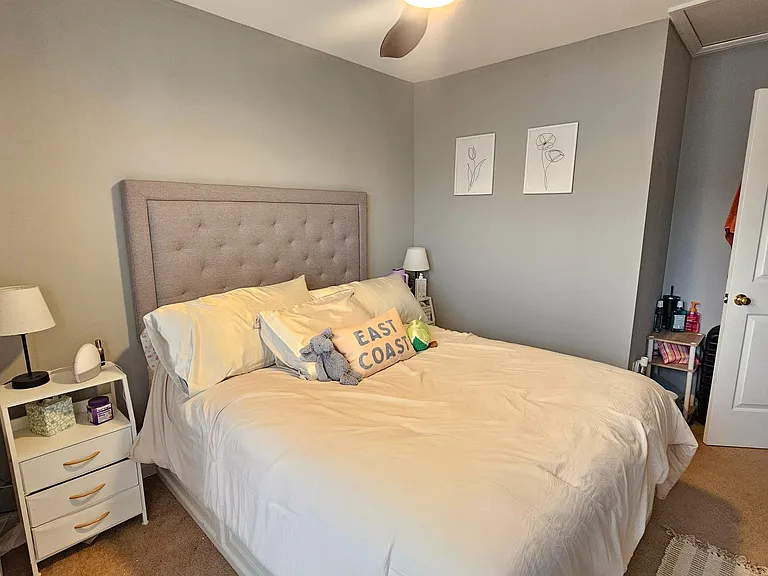 213 Windsor Ct — Photo 3