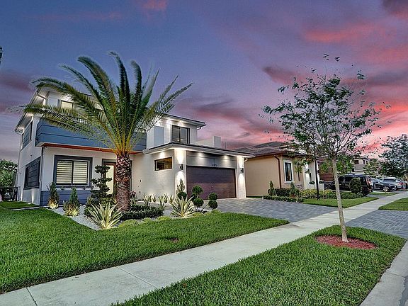 3rd image of 10875 Oceano Way