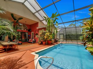 2401 Leafshine Ln, Naples, FL 34119