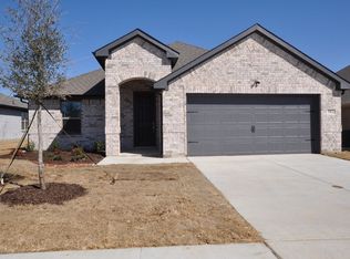 512 Paloma St, Weatherford, TX 76087