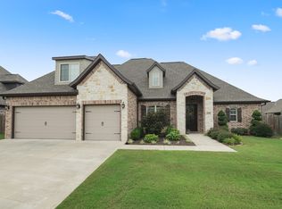 6402 S 36th St, Rogers, AR 72758