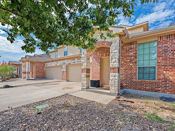 4th image of 118 & 112 Creekside Villa Dr