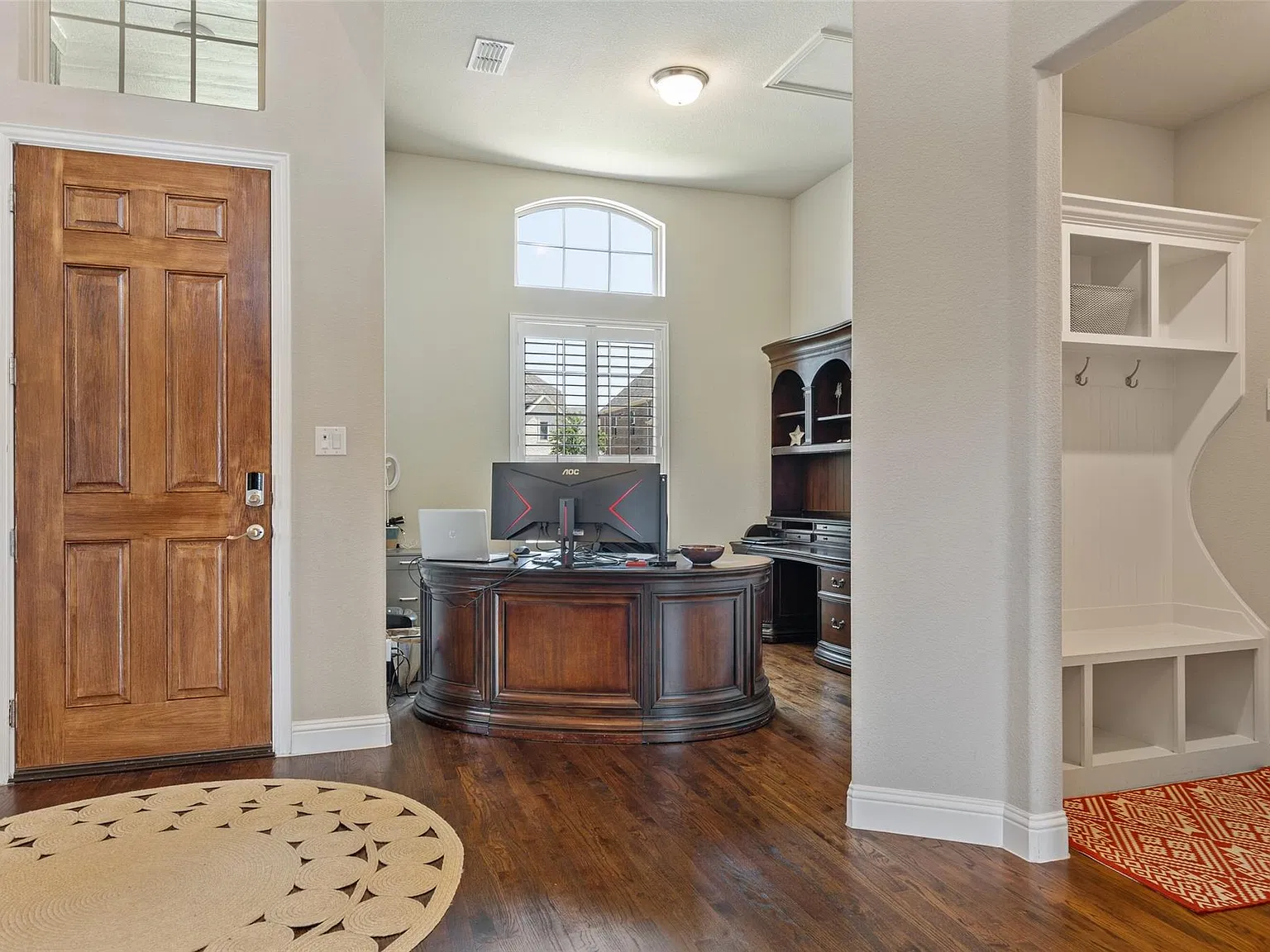 4 bed, 3481 sqft, $3,695 — Photo 4
