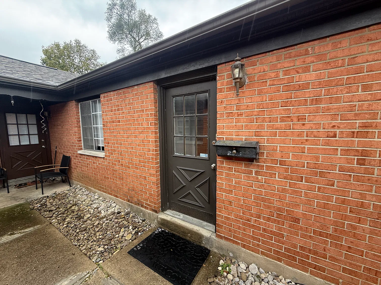 2 bed, $995 — Photo 2