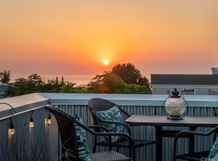 726 Longfellow Ave, Hermosa Beach, CA 90254