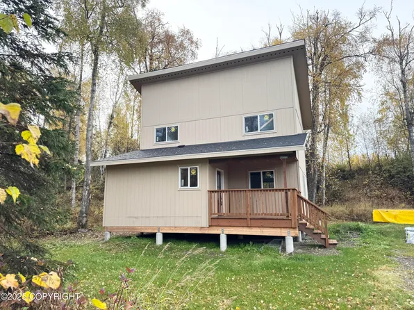 10036 W Fairchild St, Wasilla, AK 99623